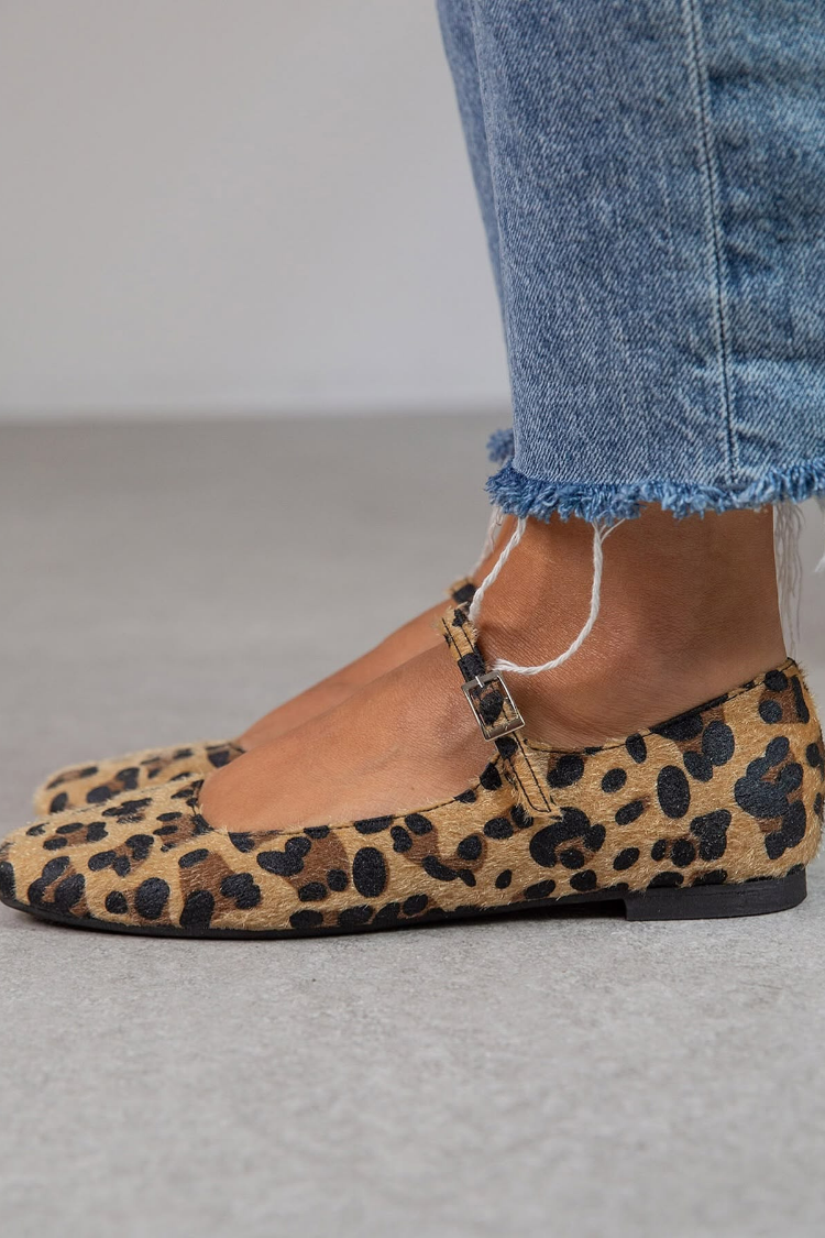 Lena | Orthopedic ballet flats with a buckle and adjustable strap