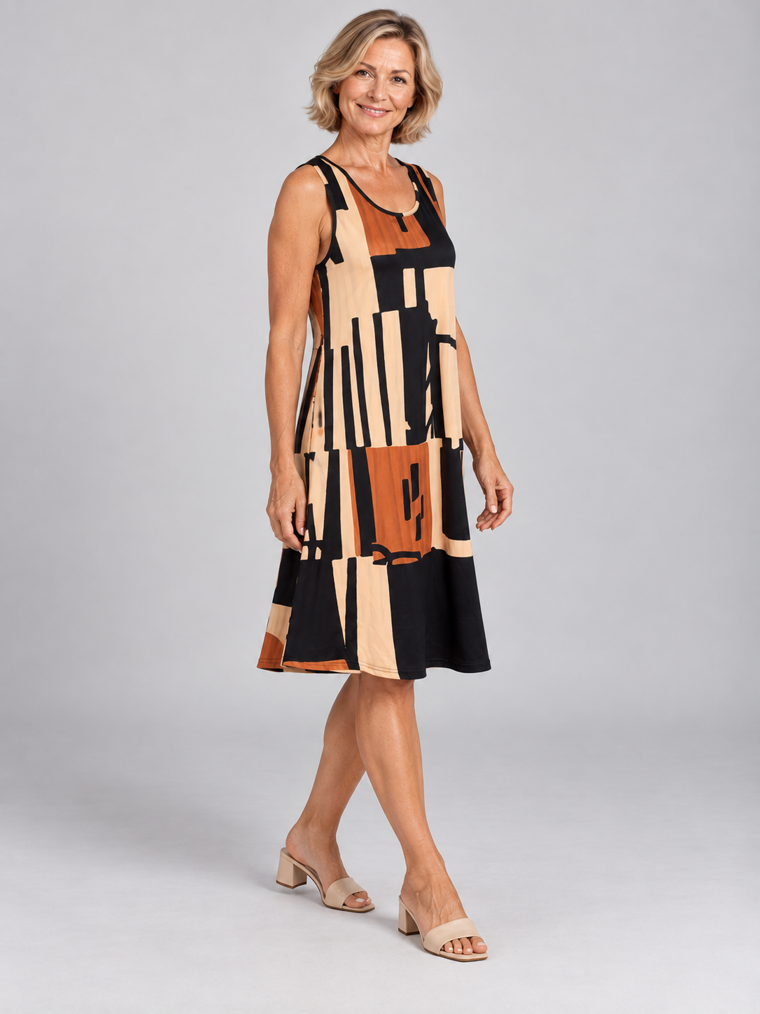 Geometric Print Sleeveless Midi Dress