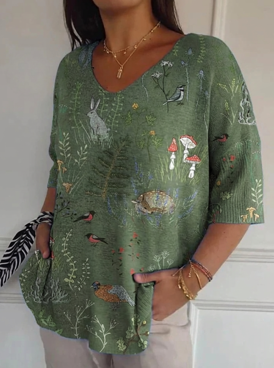 Woodland And Animals Repeat Pattern Printed Women's Casual Pullover Knit